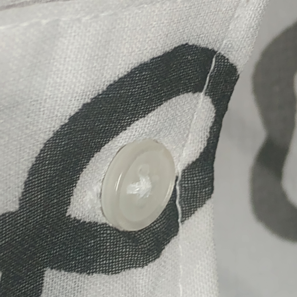 Shirt Jacket. Live 4 Truth. Size: 1X. Black and White. - Picture 4 of 8